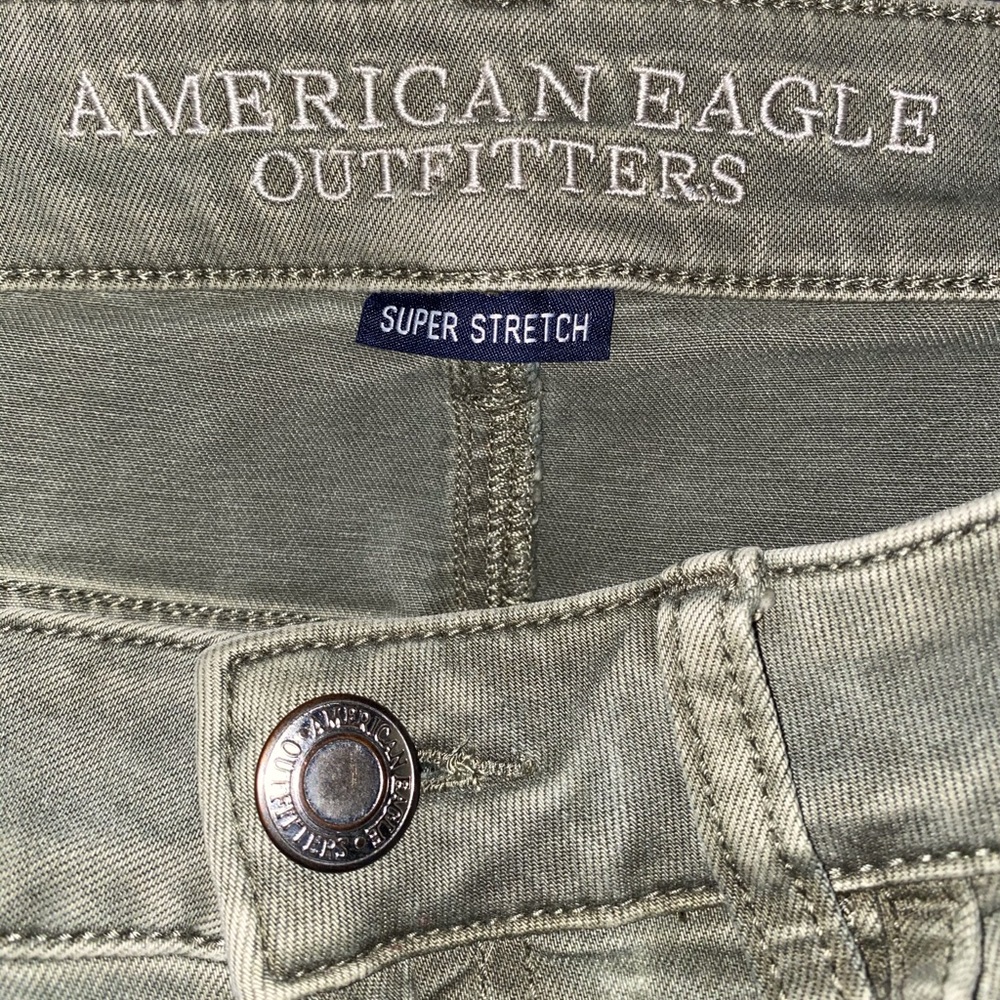 American Eagle Green Ripped Jeggings - Picture 4 of 5